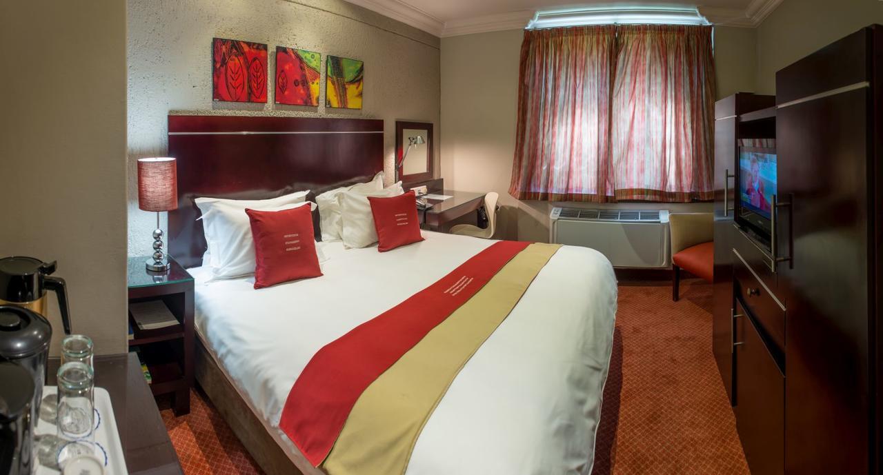 Peermont Metcourt Inn At The Grand Palm, Gaborone Exterior foto